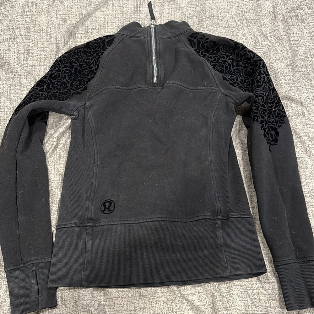 Lululemon Pullover - image 4